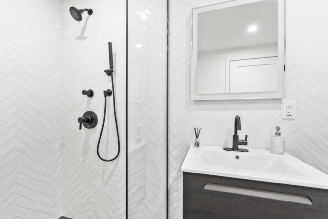 Luxe Studio With Charming Juliet Balcony Διαμέρισμα Νέα Υόρκη Εξωτερικό φωτογραφία