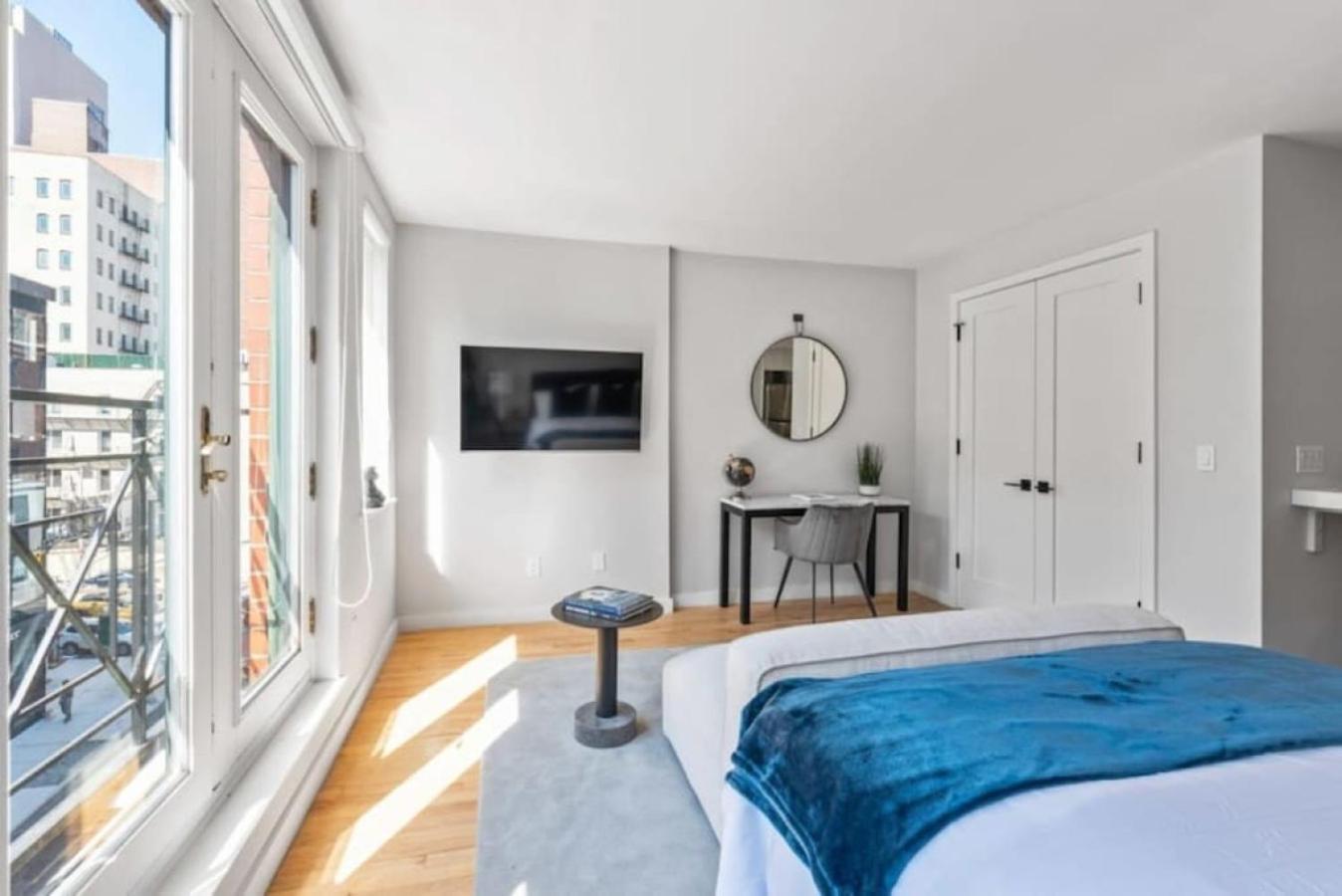 Luxe Studio With Charming Juliet Balcony Διαμέρισμα Νέα Υόρκη Εξωτερικό φωτογραφία